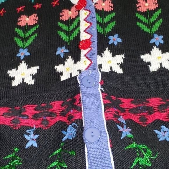 Storybook Knits Vintage Knitted Folkloric Garden Floral‎ ButtonSz M Cardigan - Picture 8 of 11